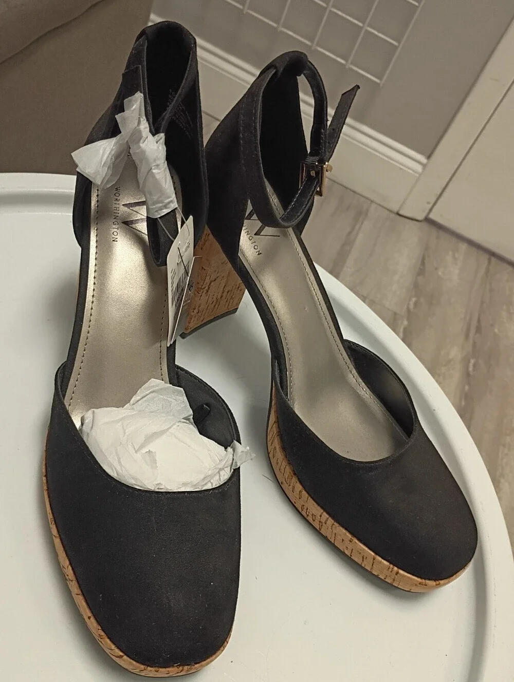 Worthington chic black
